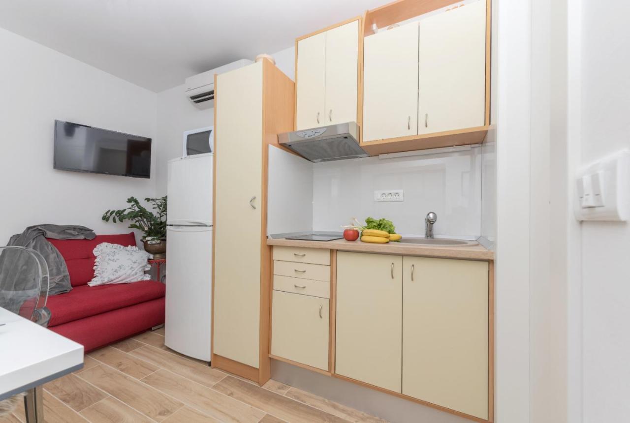 East Side Deluxe Suite Makarska Exterior photo